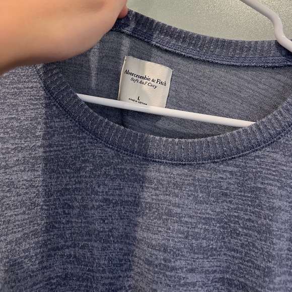 Abercrombie Tie Long Sleeve - Picture 2 of 3